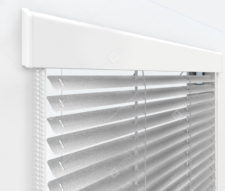 Жалюзи Изолайт 16 мм на пластиковые окна - цвет серый