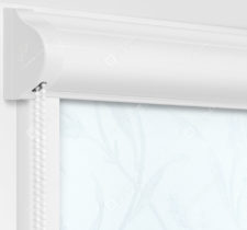 Рулонные кассетные шторы УНИ - Баски димаут морозно-голубой на пластиковые окна